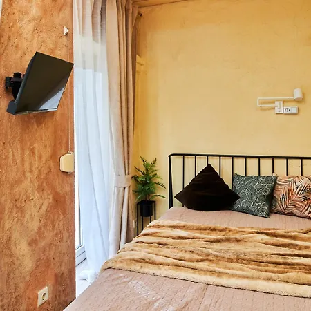 Old Town Free Parking * Vilnius